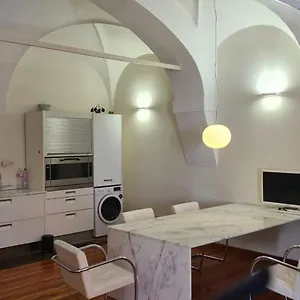  Apartamento Historic E Comfort - Locazione Semplice